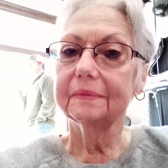 Meet your Posher, Charlotte - Picture 1 of 1